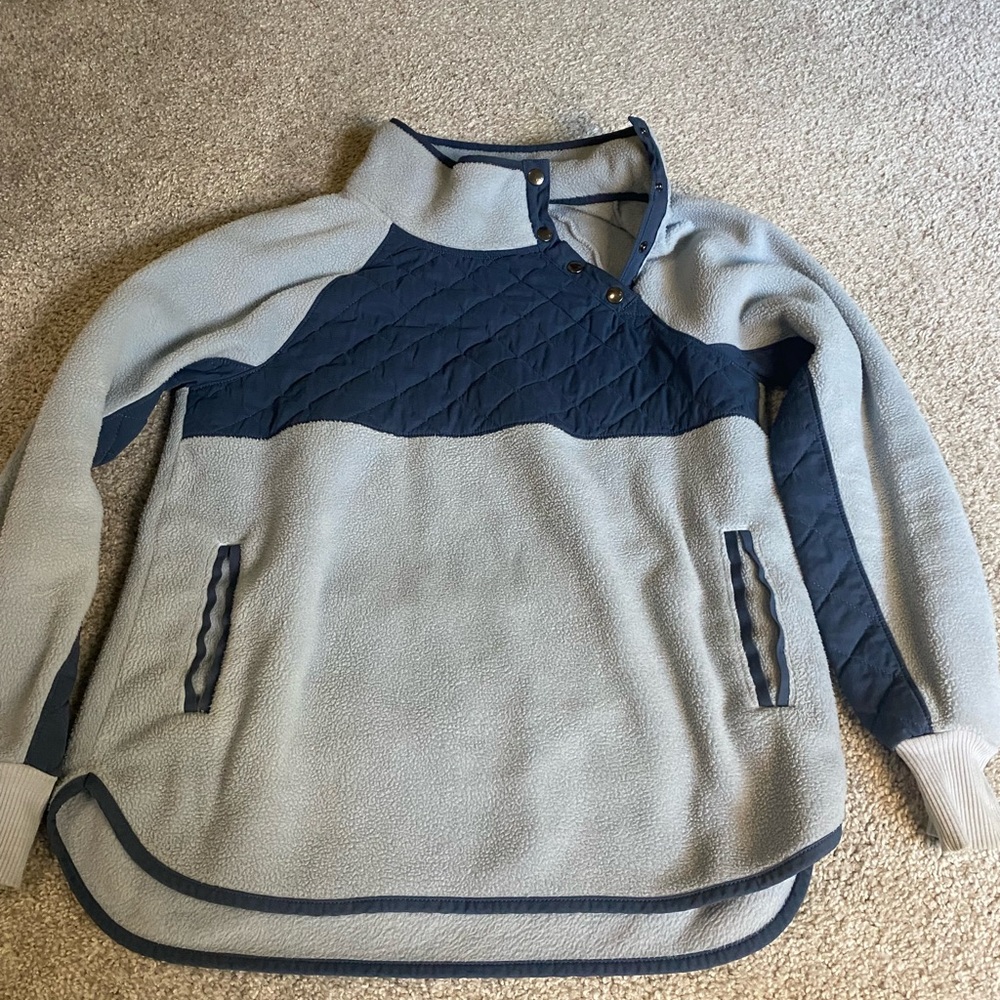 Abercrombie and fitch asymmetrical snap up fleece light blue and navy